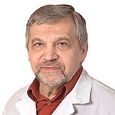 Врач Канищев Юрий Васильевич