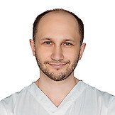 Врач Летов Владимир Иванович