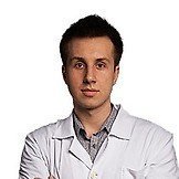 Врач Никулин Артур Андреевич